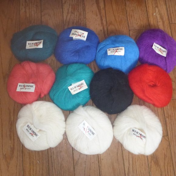 11 Balls Welcomme Paris Miss Sport Mohair / Wool Blend Yarn 9 Colors 132 yds ea
